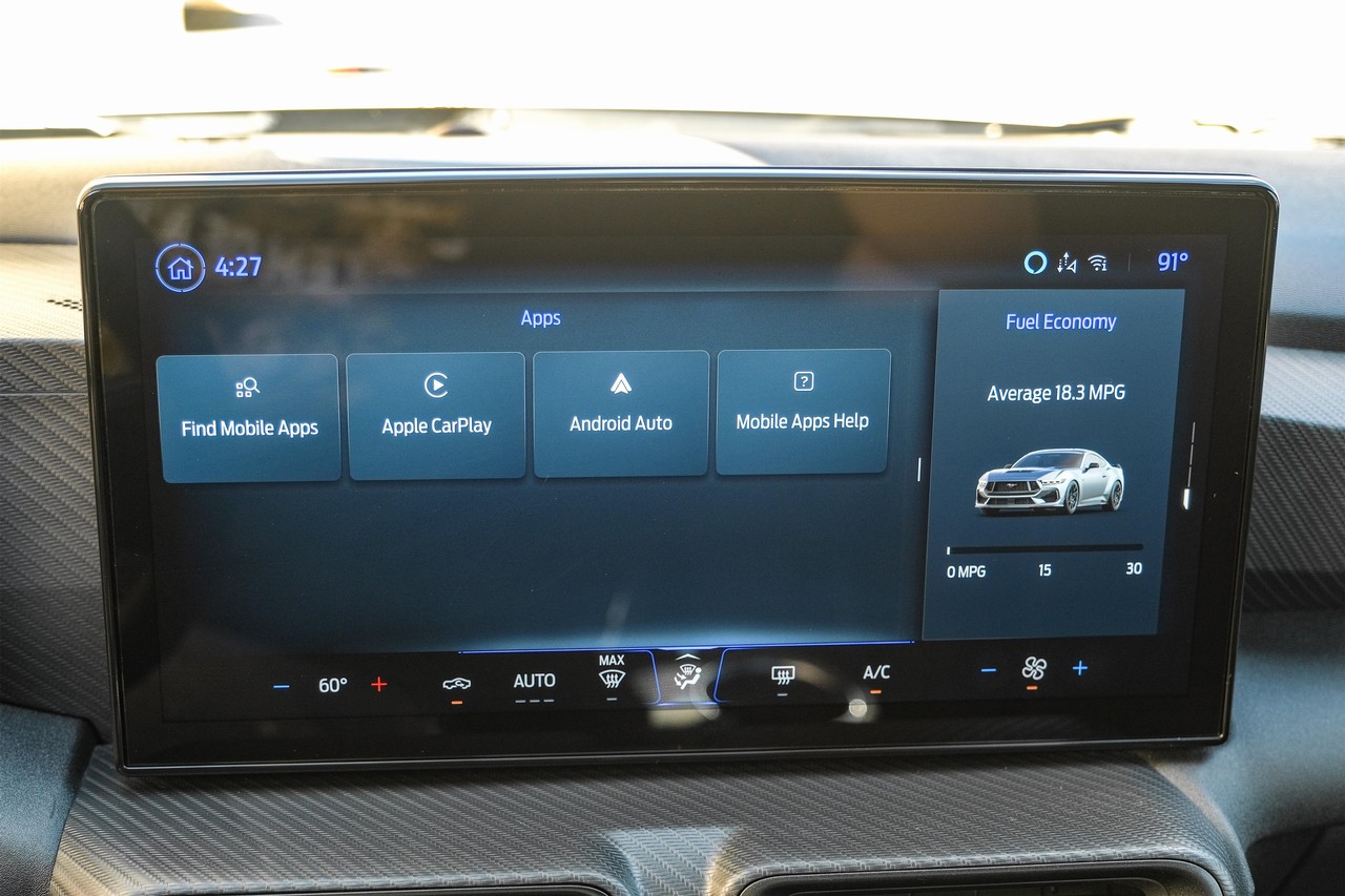 Ford Mustang Vehicle Main Gallery Image 27