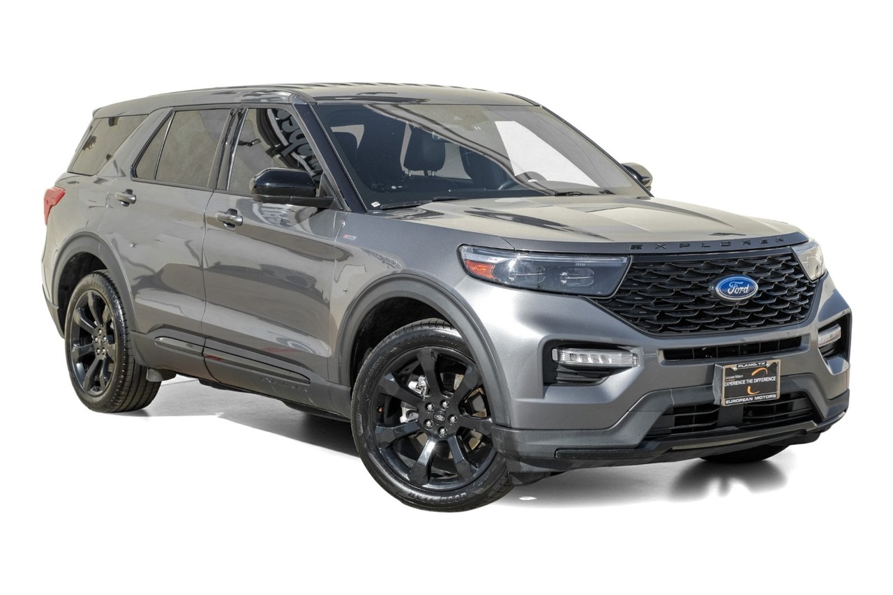 Ford Explorer Vehicle Main Gallery Image 06