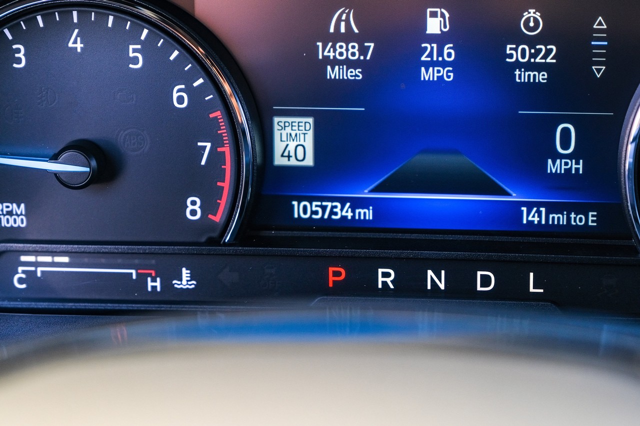 Ford Explorer Vehicle Main Gallery Image 19