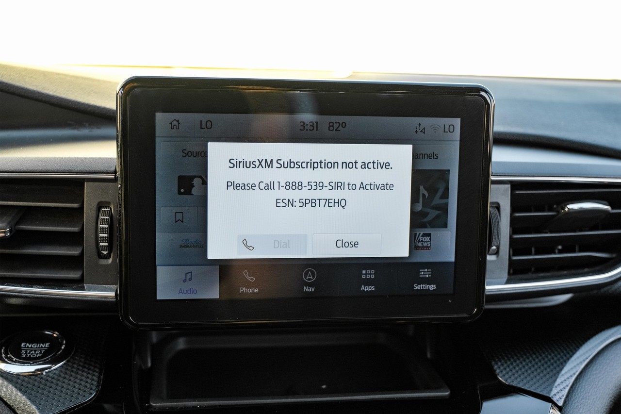 Ford Explorer Vehicle Main Gallery Image 28