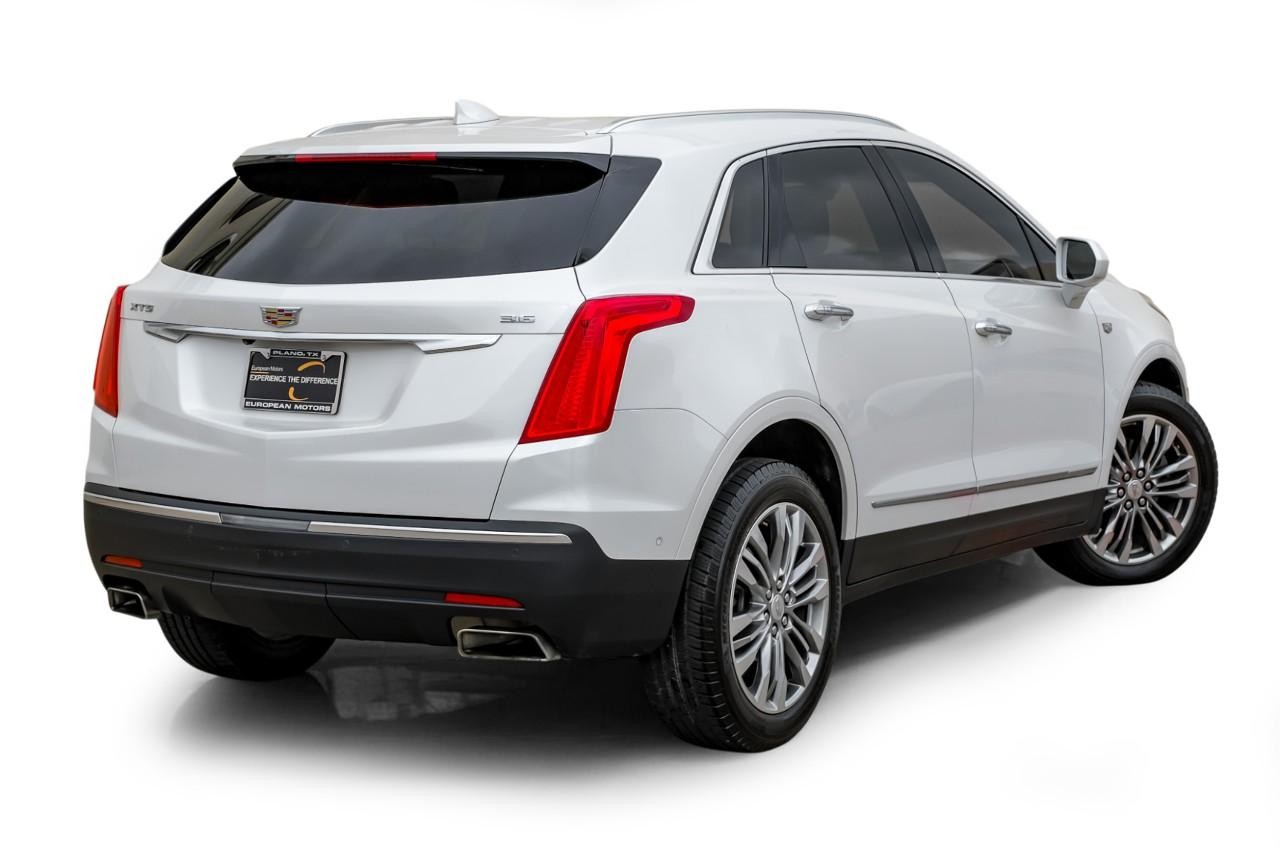 Cadillac XT5 Vehicle Main Gallery Image 09