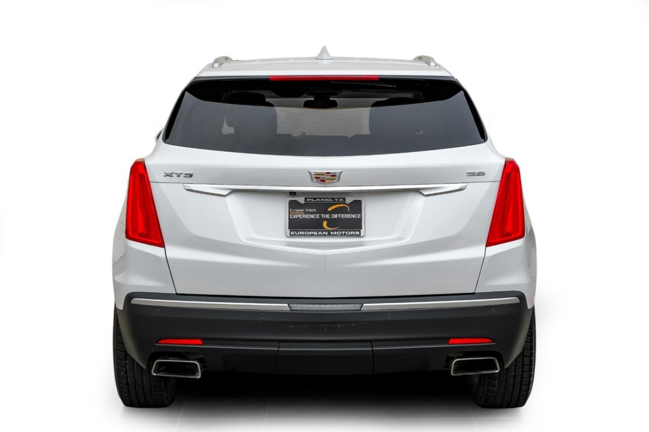 Cadillac XT5 Vehicle Main Gallery Image 10