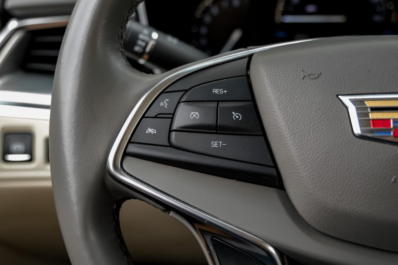 Cadillac XT5 Vehicle Main Gallery Image 19