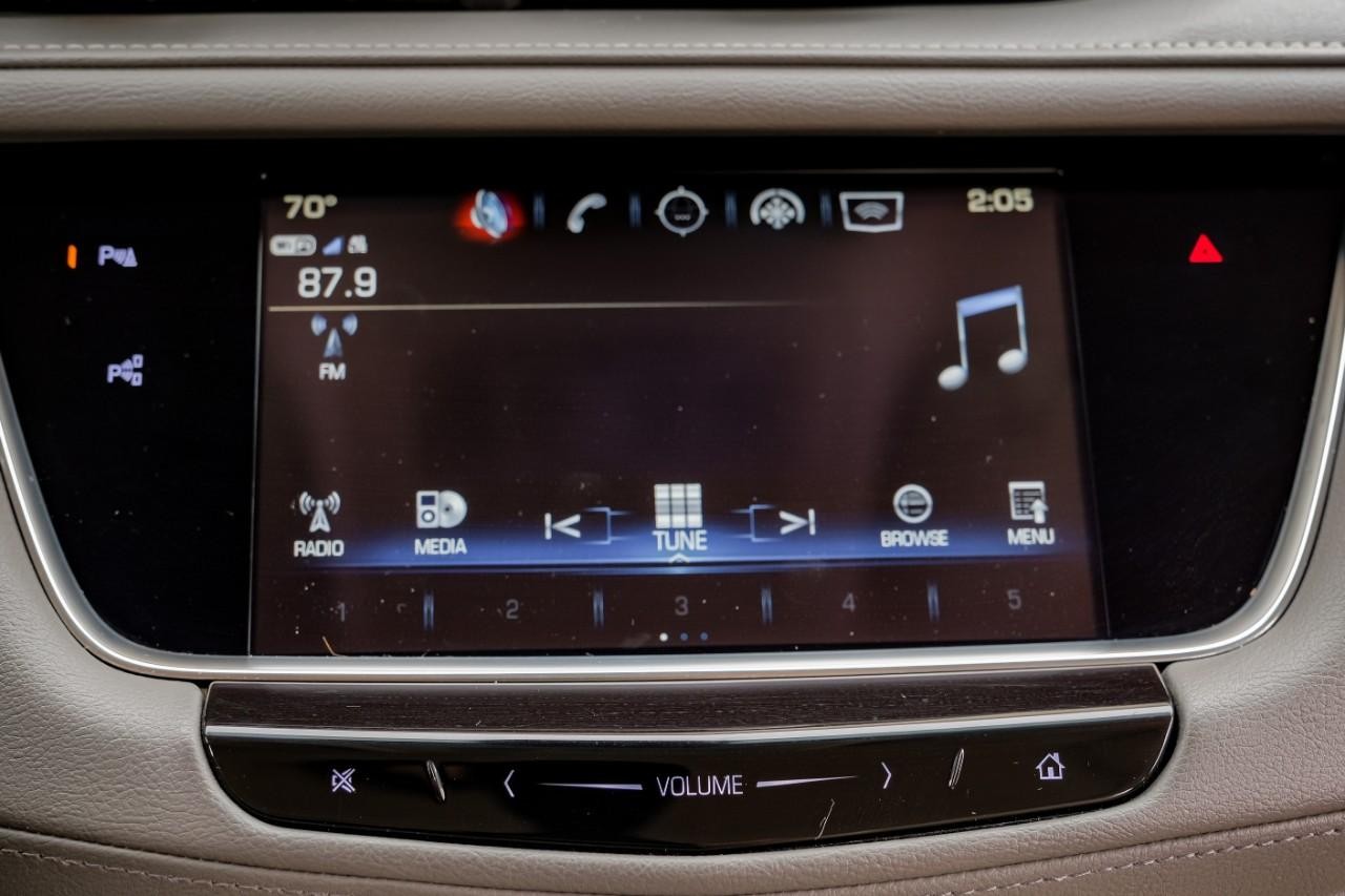 Cadillac XT5 Vehicle Main Gallery Image 30