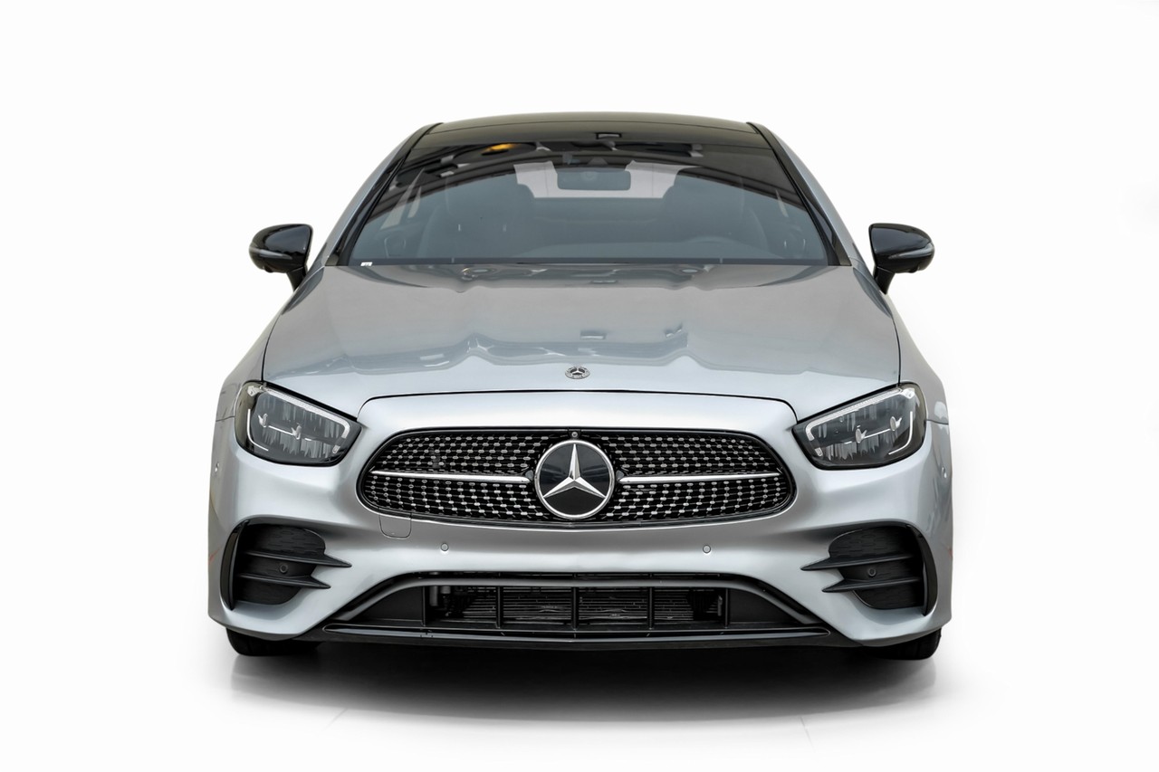 Mercedes-Benz E-Class Vehicle Main Gallery Image 06