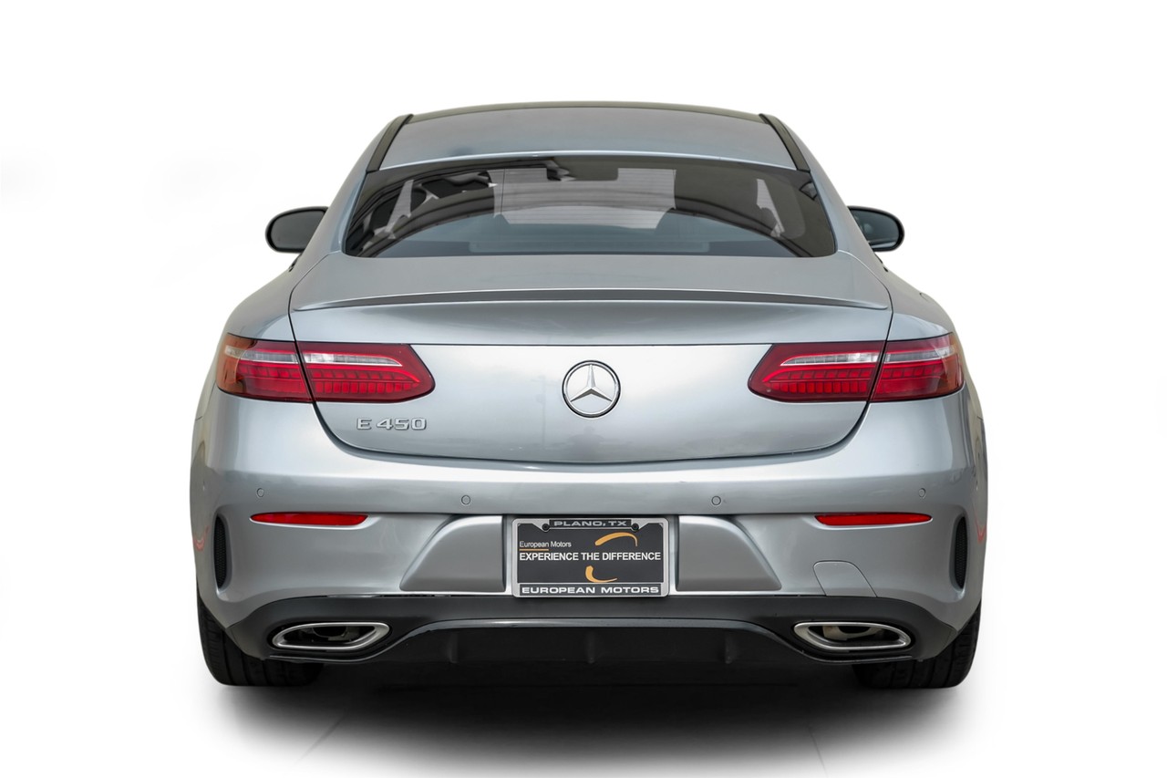 Mercedes-Benz E-Class Vehicle Main Gallery Image 10