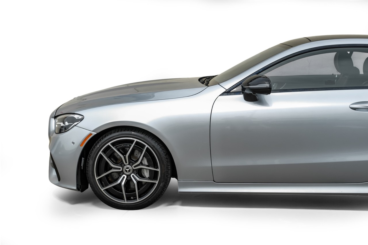 Mercedes-Benz E-Class Vehicle Main Gallery Image 13