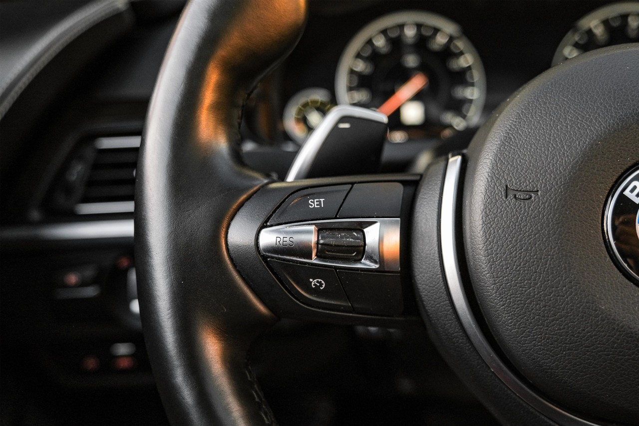 BMW 6 Series Vehicle Main Gallery Image 17