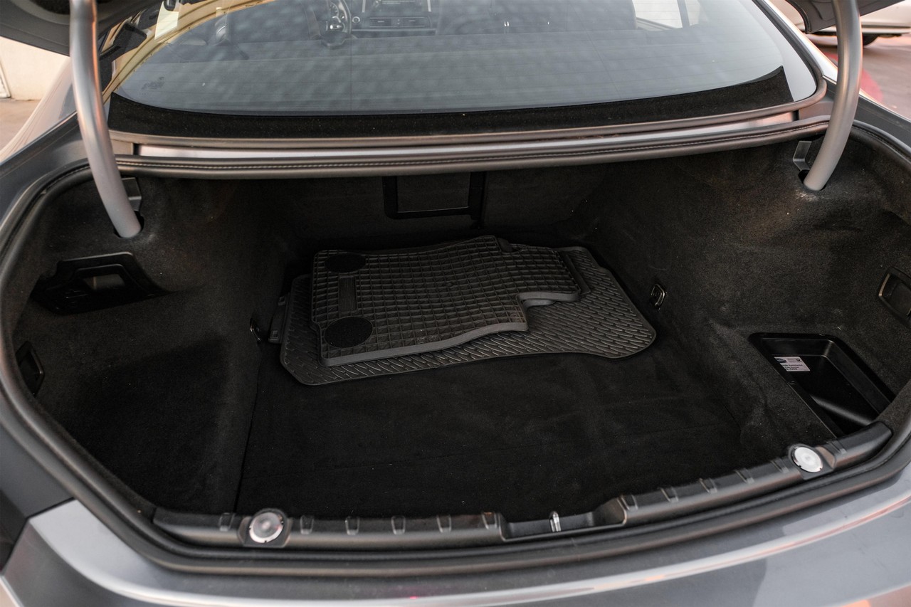 BMW 6 Series Vehicle Main Gallery Image 51