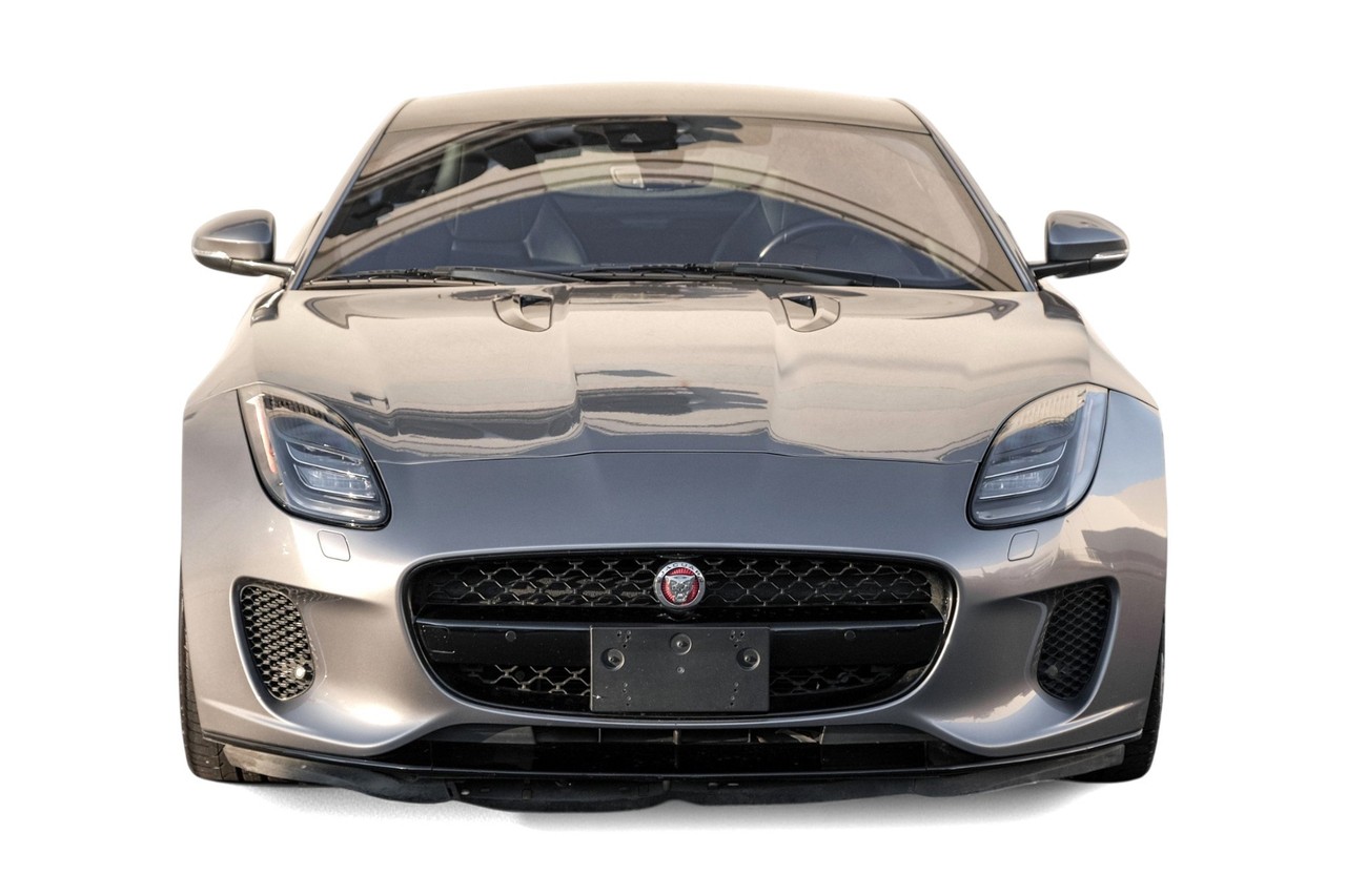 Jaguar F-Type Vehicle Main Gallery Image 05
