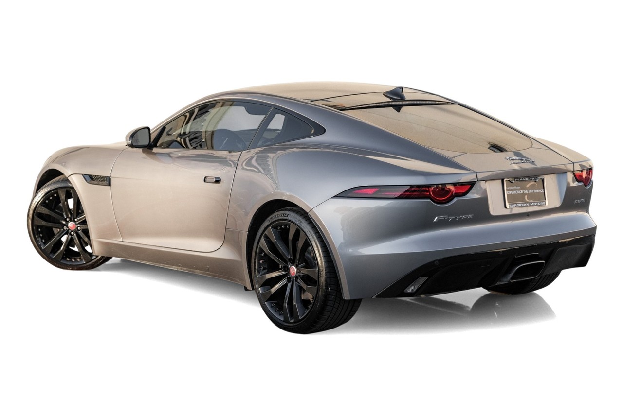 Jaguar F-Type Vehicle Main Gallery Image 10