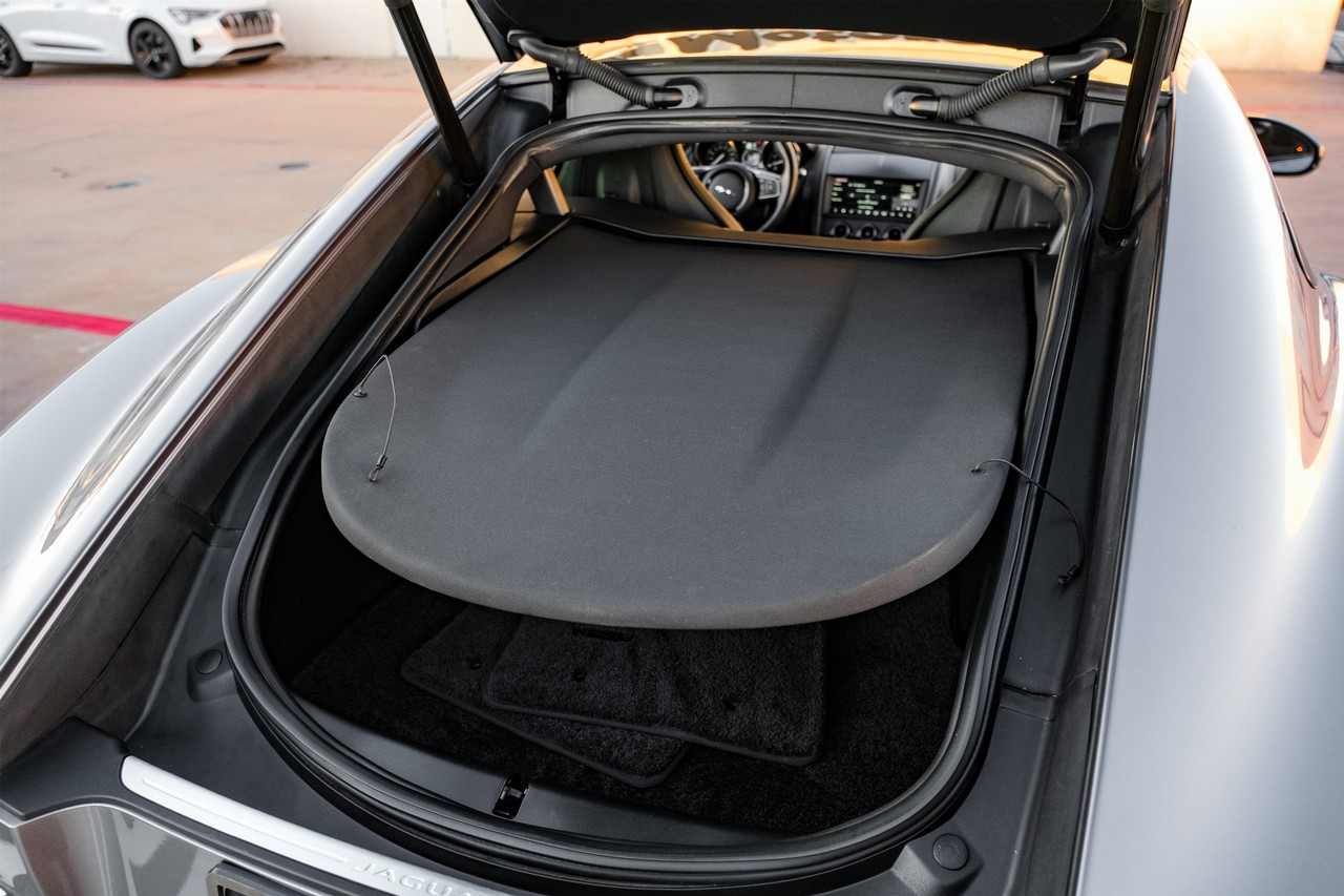 Jaguar F-Type Vehicle Main Gallery Image 41