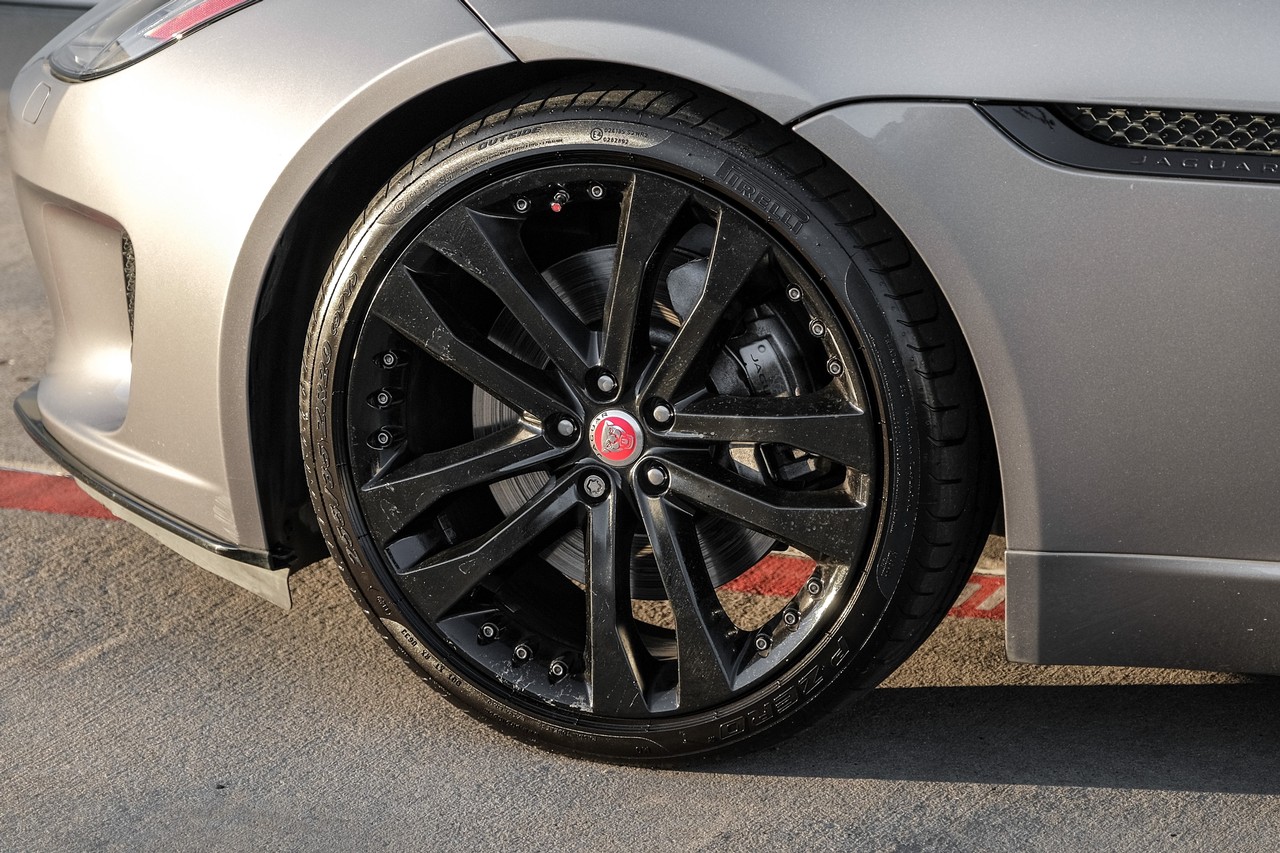 Jaguar F-Type Vehicle Main Gallery Image 45