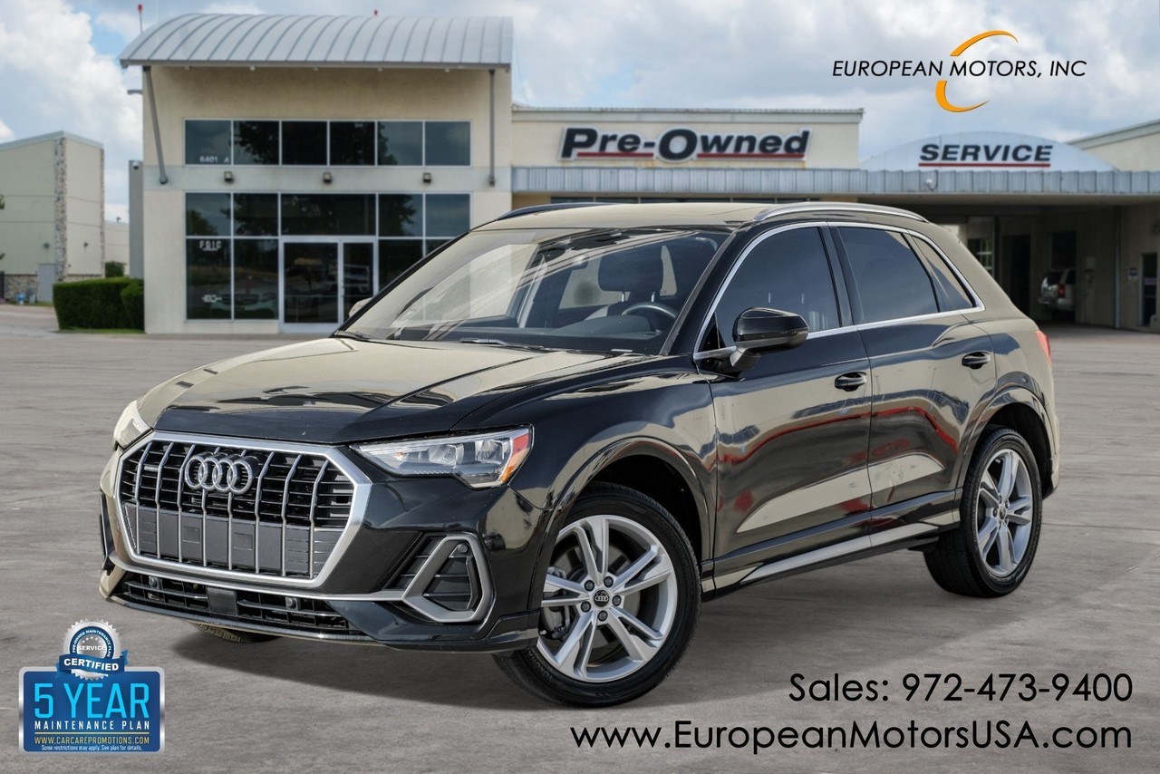 Audi Q3 Vehicle Main Gallery Image 01