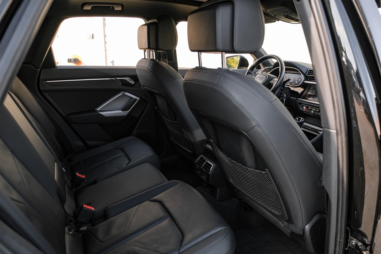 Audi Q3 Vehicle Main Gallery Image 33