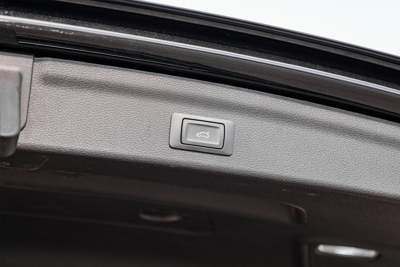 Audi Q3 Vehicle Main Gallery Image 47