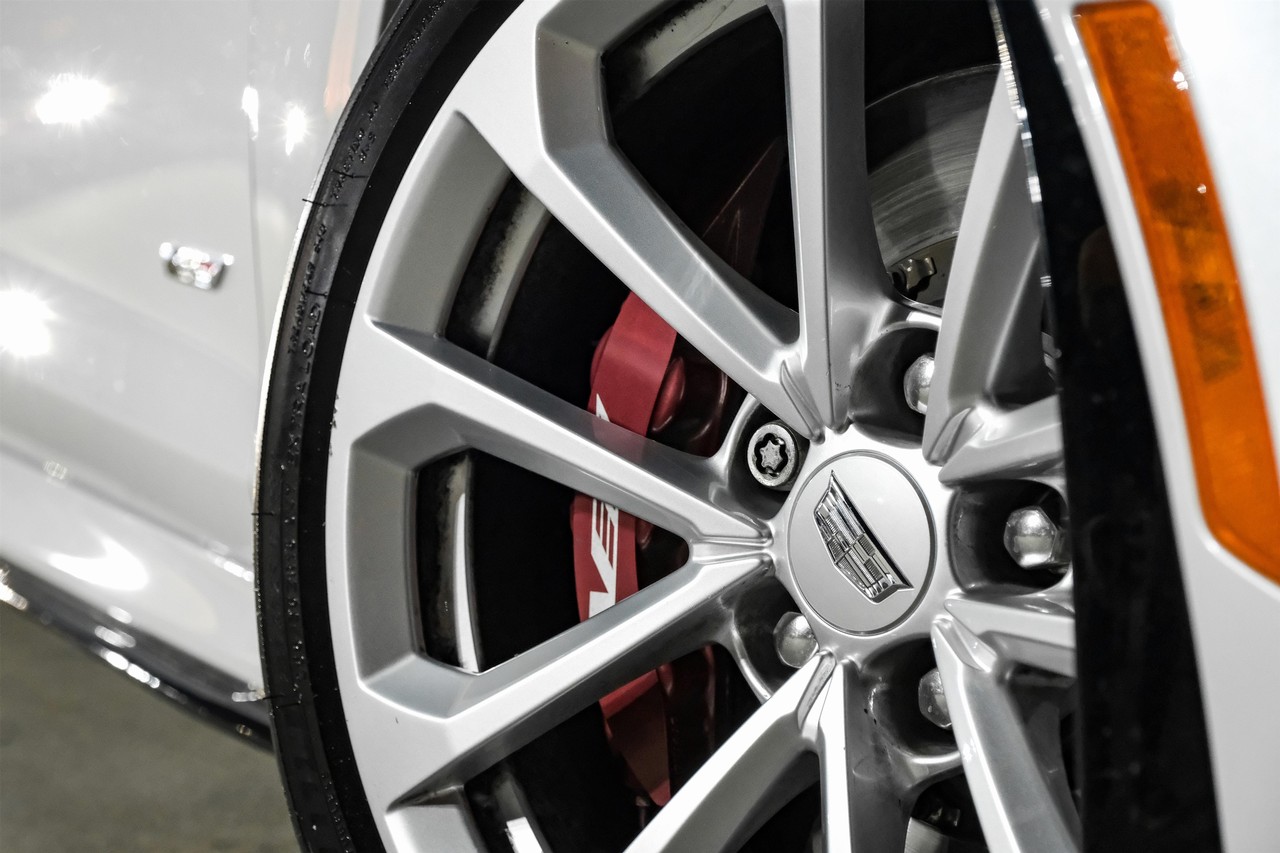 Cadillac ATS-V Coupe Vehicle Main Gallery Image 55