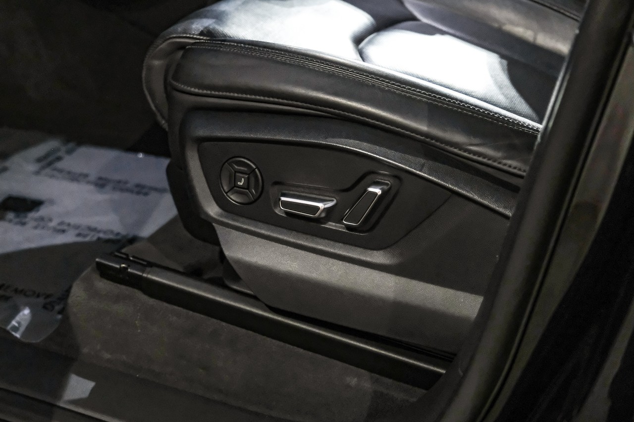 Audi Q8 Vehicle Main Gallery Image 33