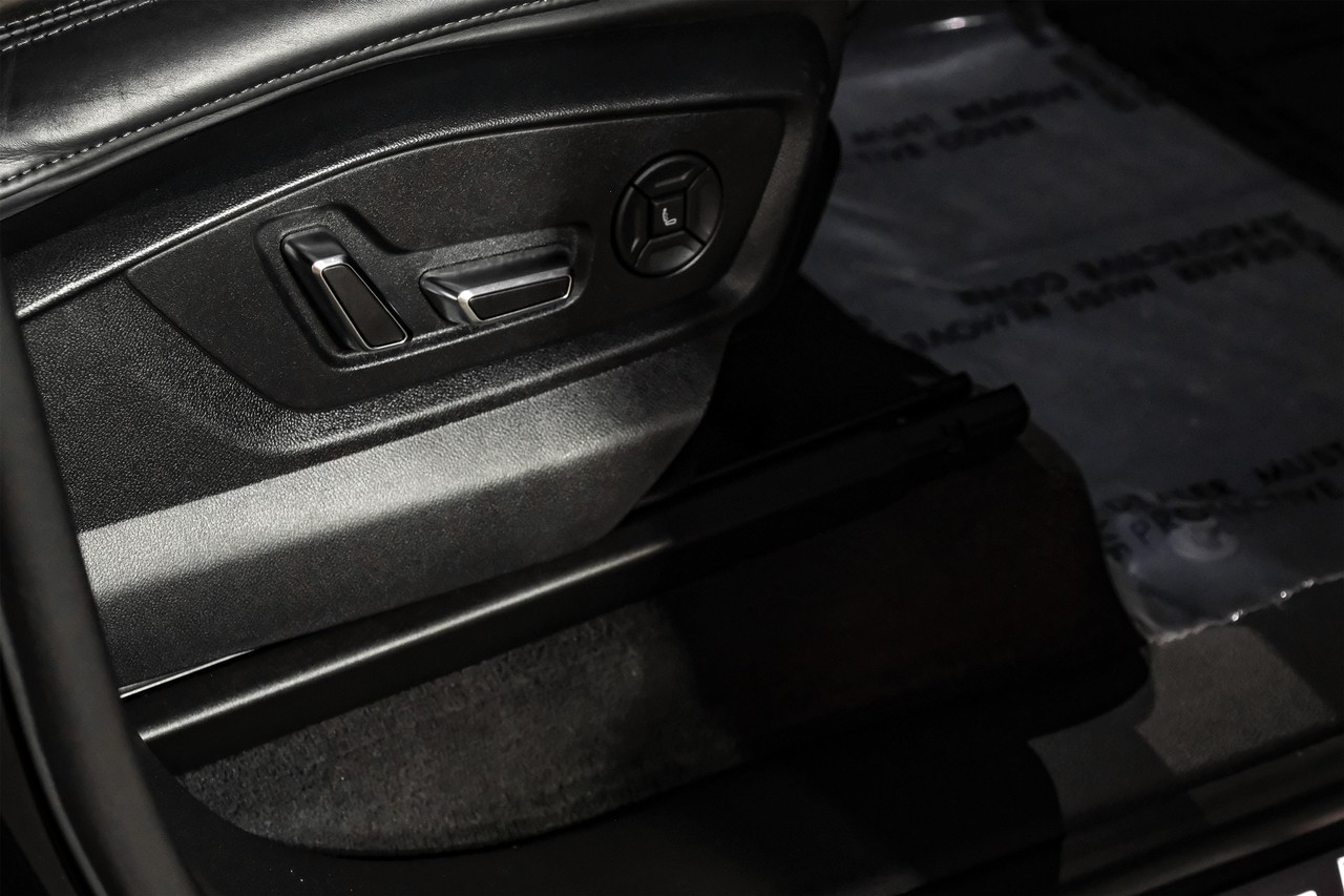 Audi Q8 Vehicle Main Gallery Image 37