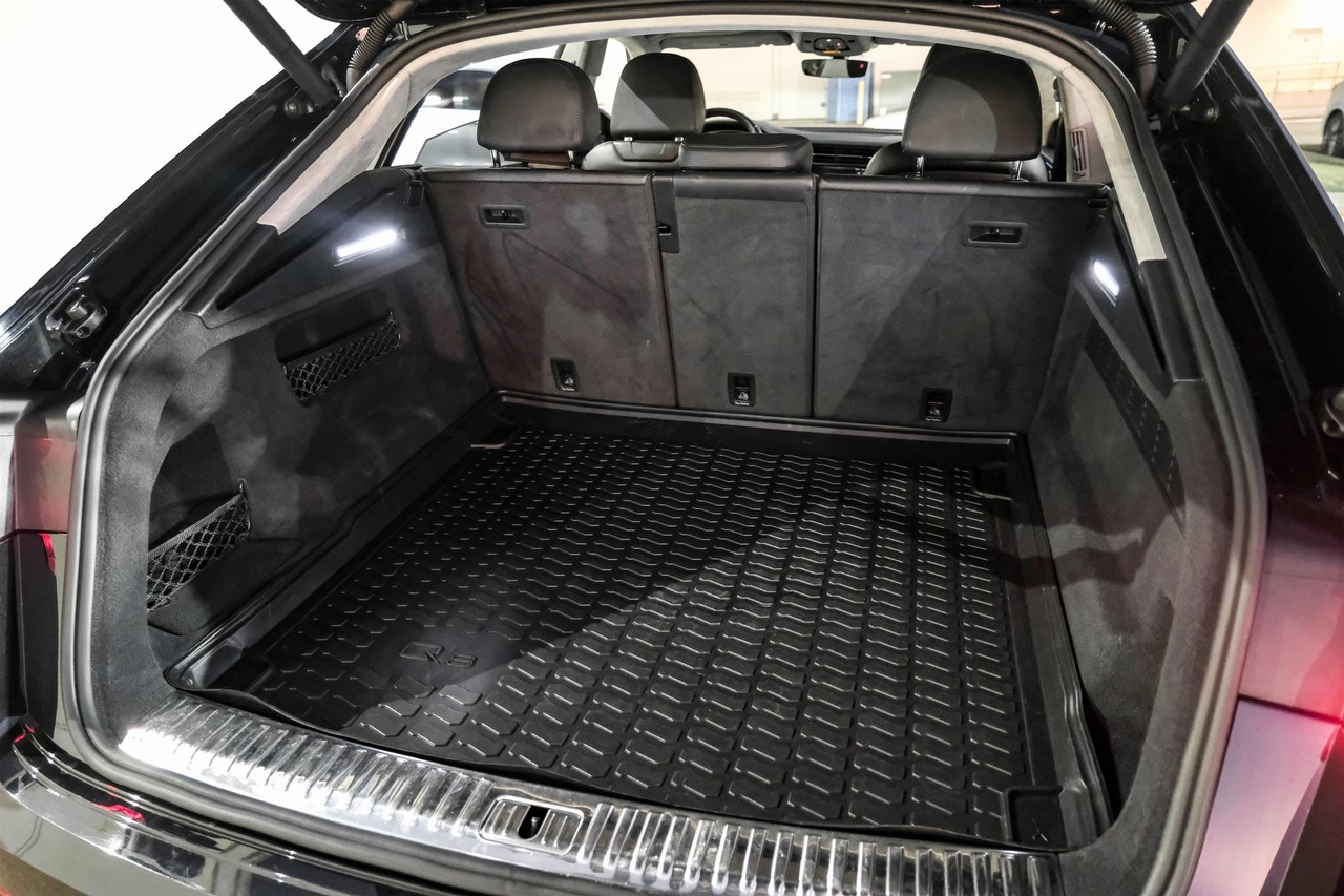 Audi Q8 Vehicle Main Gallery Image 54