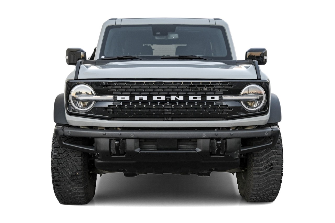 Ford Bronco Vehicle Main Gallery Image 05