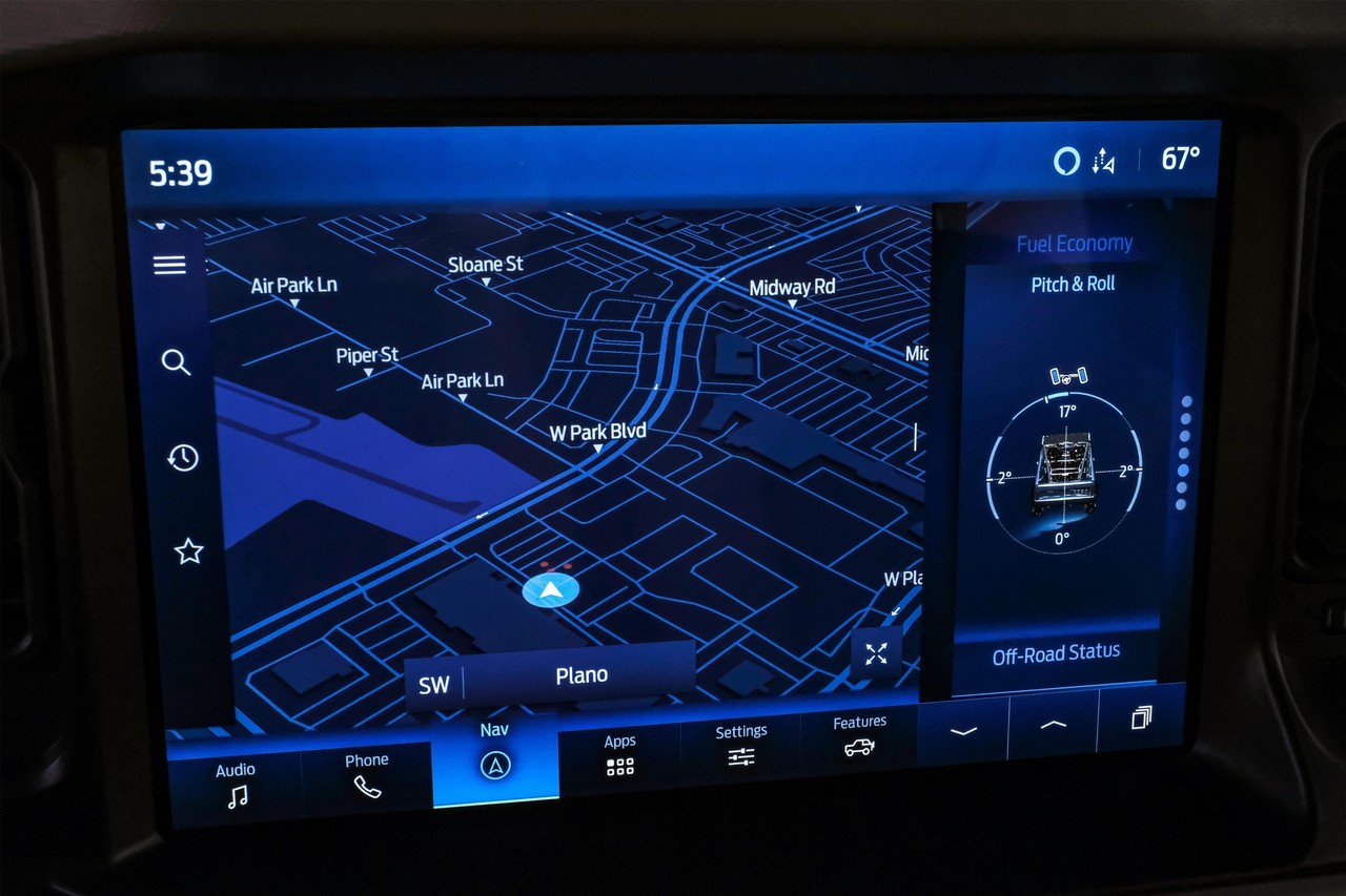 Ford Bronco Vehicle Main Gallery Image 20