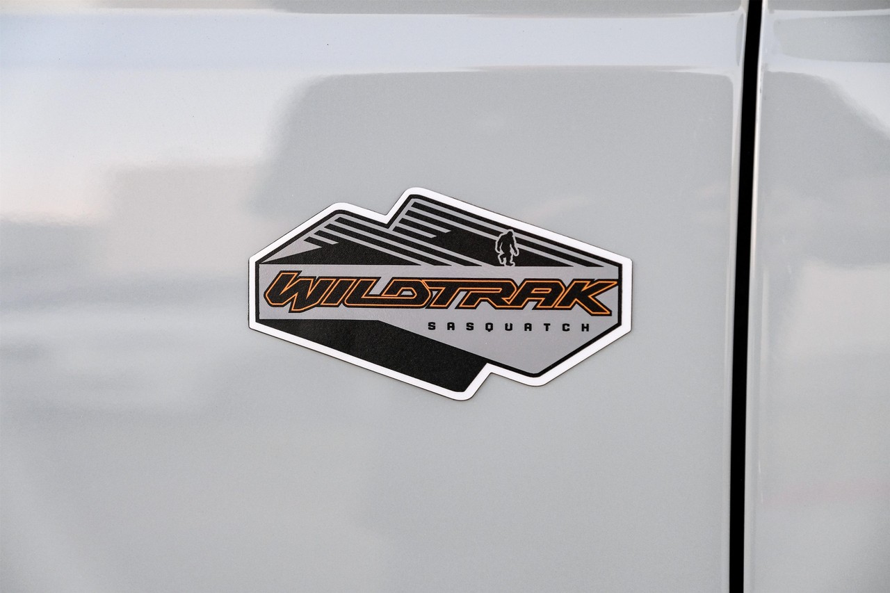 Ford Bronco Vehicle Main Gallery Image 44