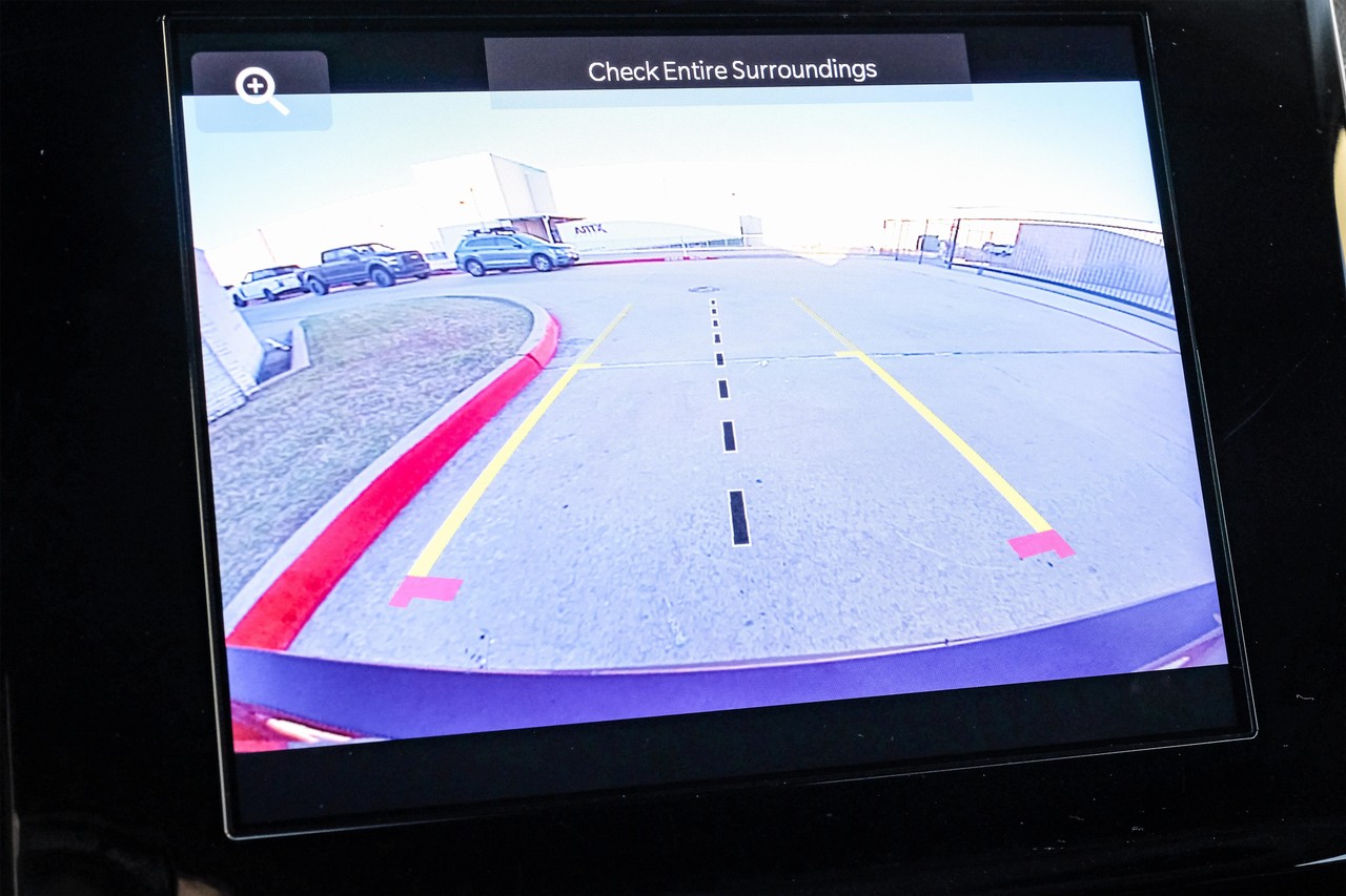 Jeep Grand Cherokee L Vehicle Main Gallery Image 22