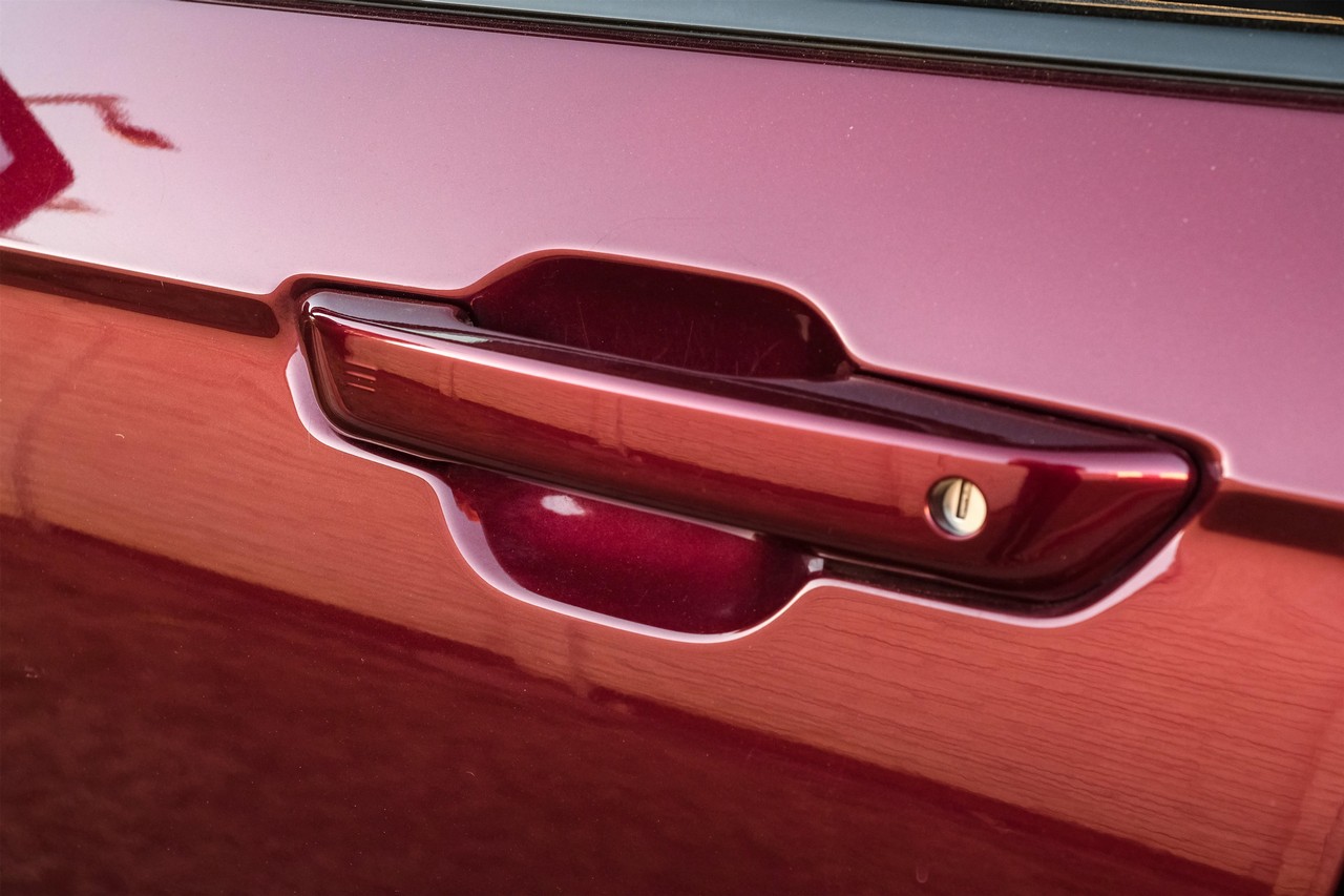 Jeep Grand Cherokee L Vehicle Main Gallery Image 46