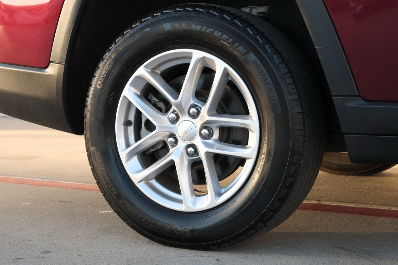 Jeep Grand Cherokee L Vehicle Main Gallery Image 59