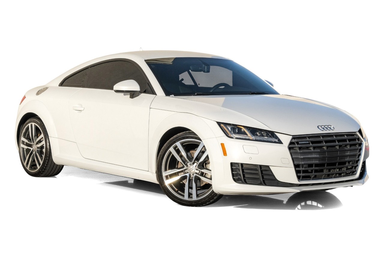 Audi TT Vehicle Main Gallery Image 06