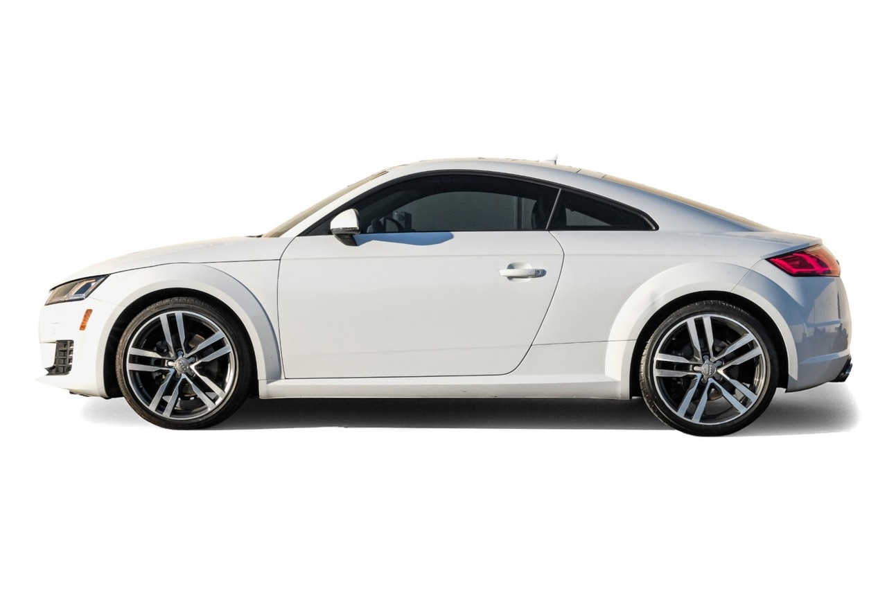 Audi TT Vehicle Main Gallery Image 11
