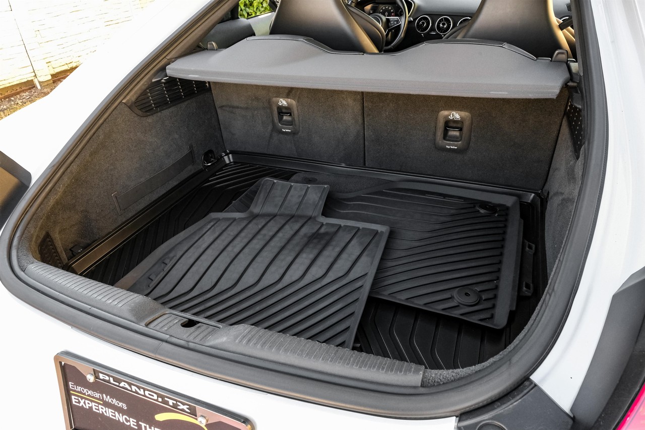 Audi TT Vehicle Main Gallery Image 47