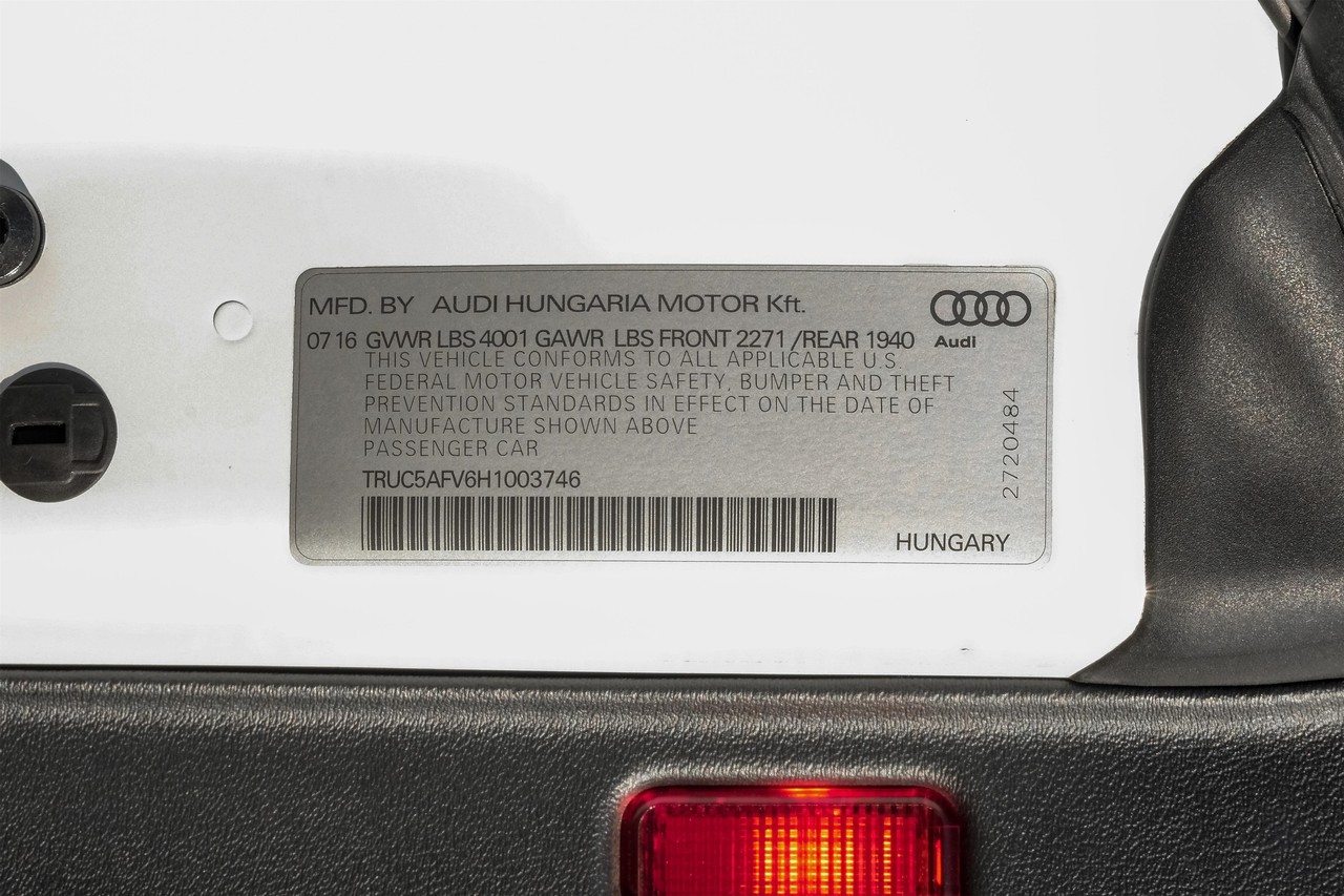 Audi TT Vehicle Main Gallery Image 55