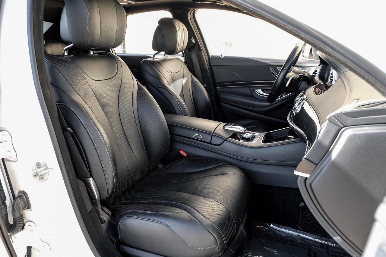 Mercedes-Benz S-Class Vehicle Main Gallery Image 34