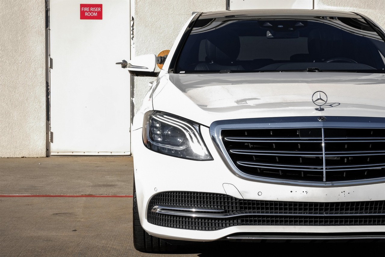 Mercedes-Benz S-Class Vehicle Main Gallery Image 46