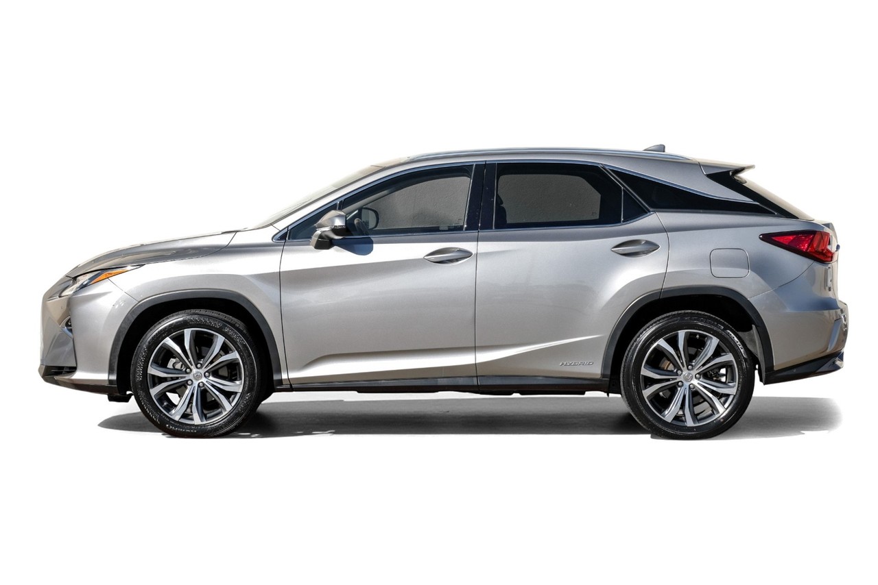 Lexus RX Vehicle Main Gallery Image 12