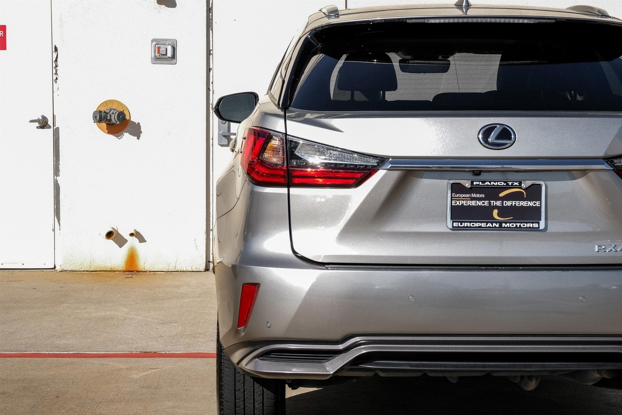 Lexus RX Vehicle Main Gallery Image 48