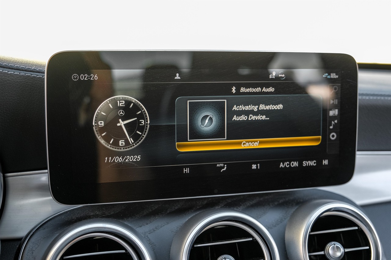 Mercedes-Benz C 300 Vehicle Main Gallery Image 29