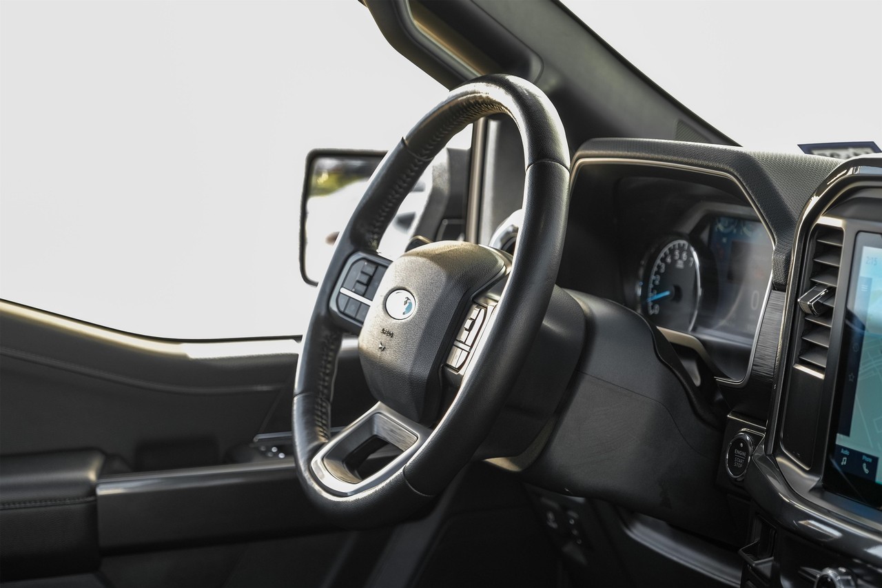 Ford F-150 Vehicle Main Gallery Image 13