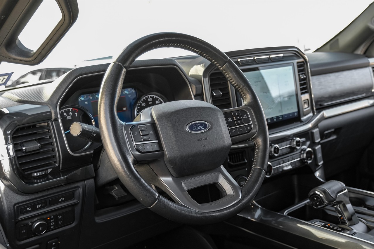 Ford F-150 Vehicle Main Gallery Image 15