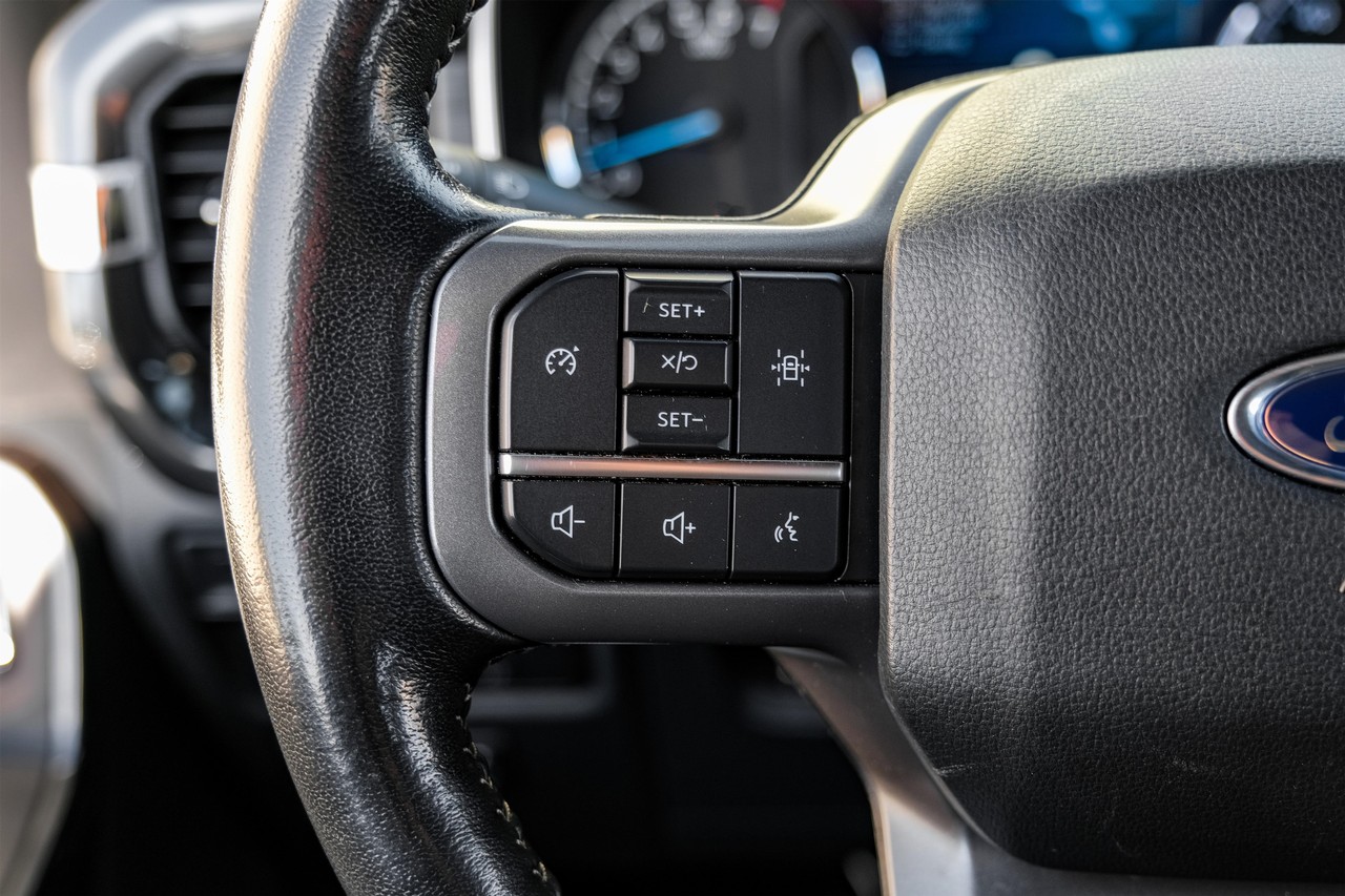 Ford F-150 Vehicle Main Gallery Image 16