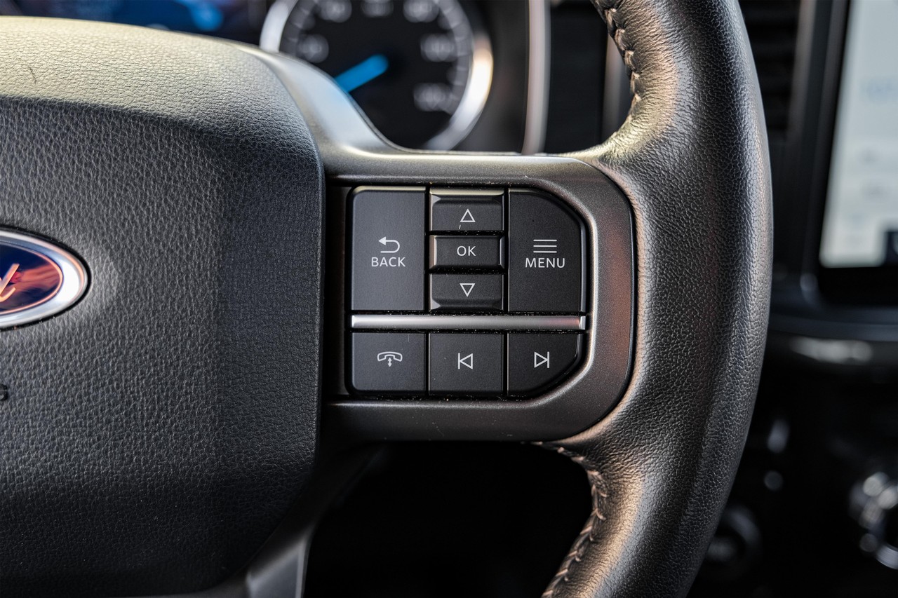 Ford F-150 Vehicle Main Gallery Image 17