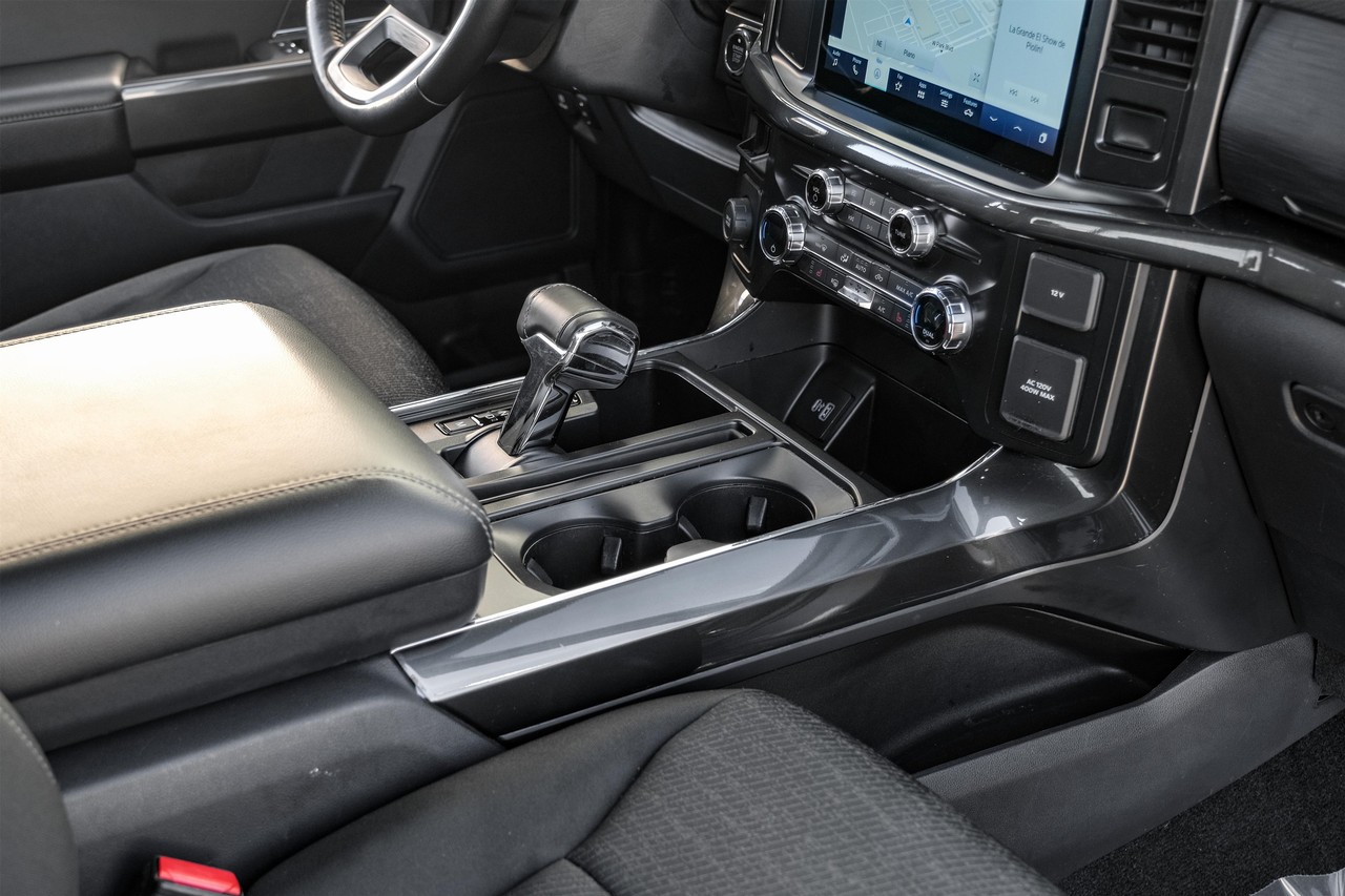 Ford F-150 Vehicle Main Gallery Image 23