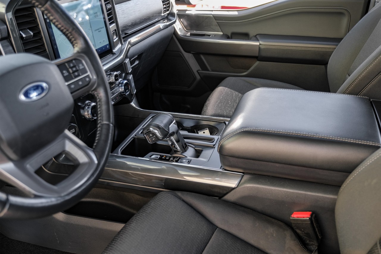 Ford F-150 Vehicle Main Gallery Image 24