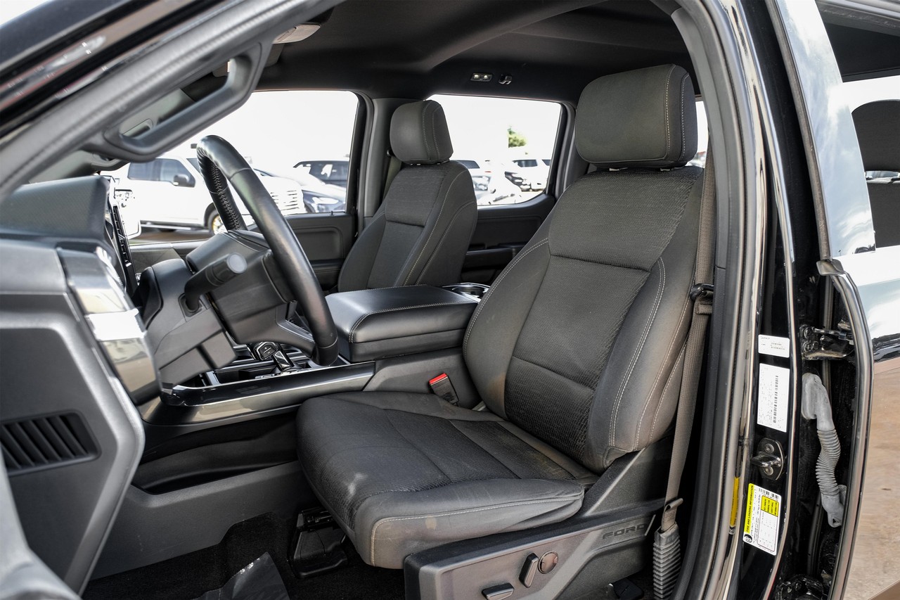 Ford F-150 Vehicle Main Gallery Image 30