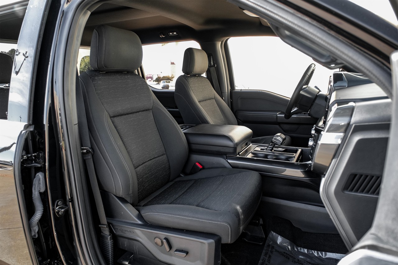 Ford F-150 Vehicle Main Gallery Image 33