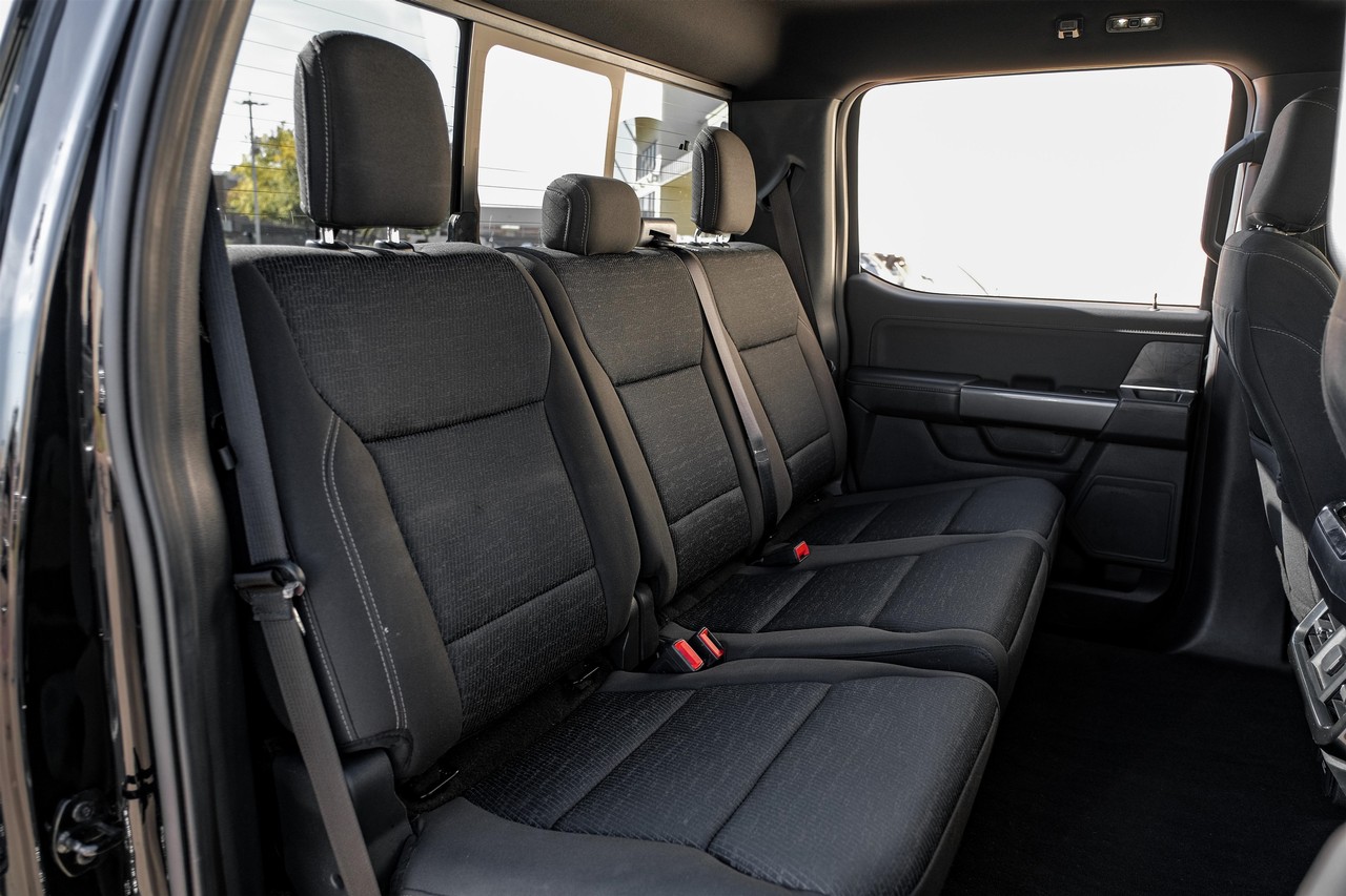Ford F-150 Vehicle Main Gallery Image 34