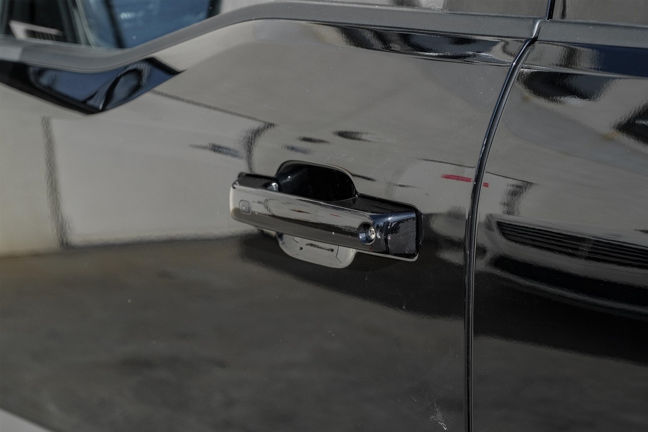 Ford F-150 Vehicle Main Gallery Image 38