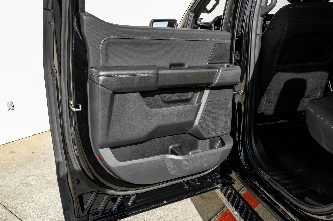 Ford F-150 Vehicle Main Gallery Image 43